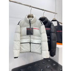 프라다  남성 패딩 (해외배송)