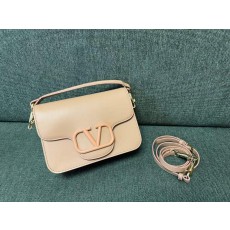 발렌티노 24ss Alltime 레더 숄더 백 22*16*7cm