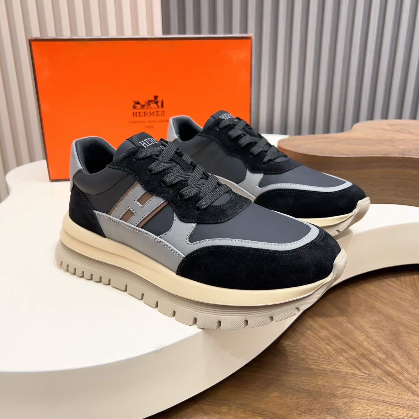 에르메스 남성 스니커즈 39-44 39,40,41,42,43,44