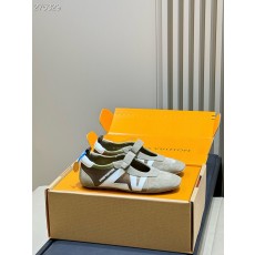 루이비통 26SS 베이비 LV 스니커리나 메리제인